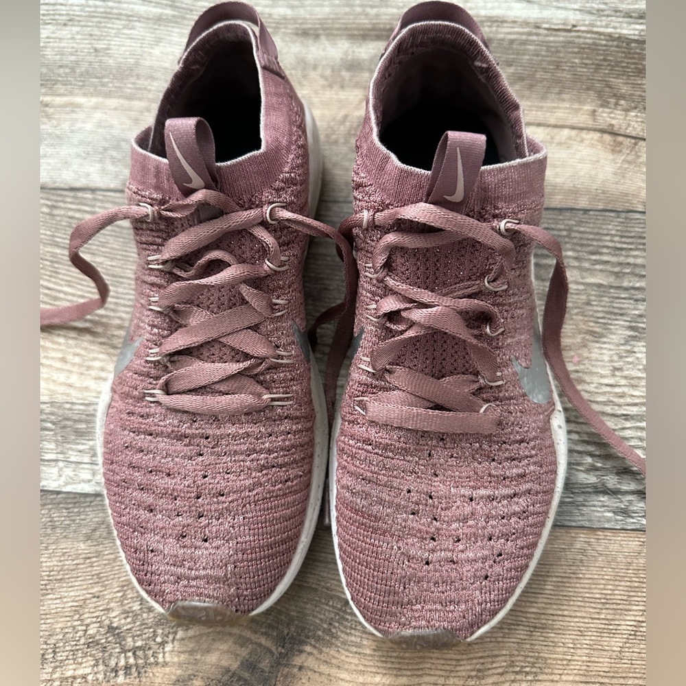 Nike women’s shoes